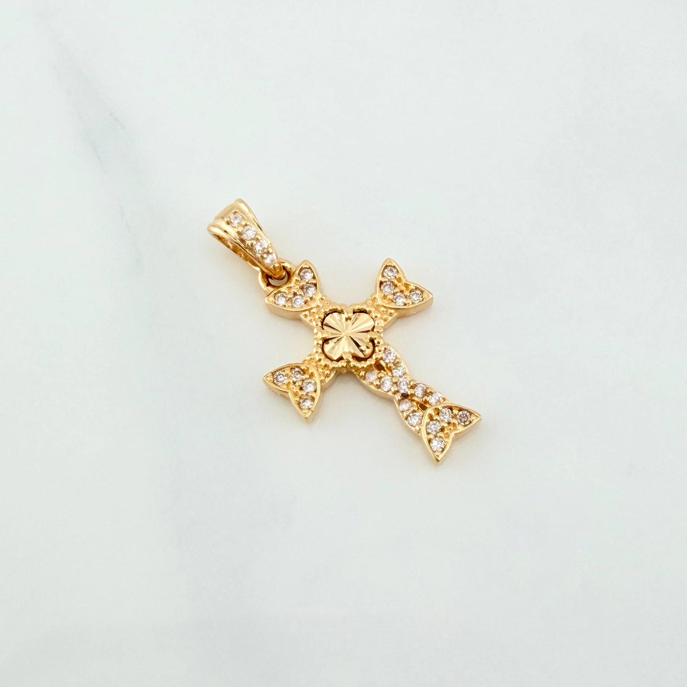 Dije Cruz Trebol 1.6 g / 2.4 cm Oro Amarillo 18K