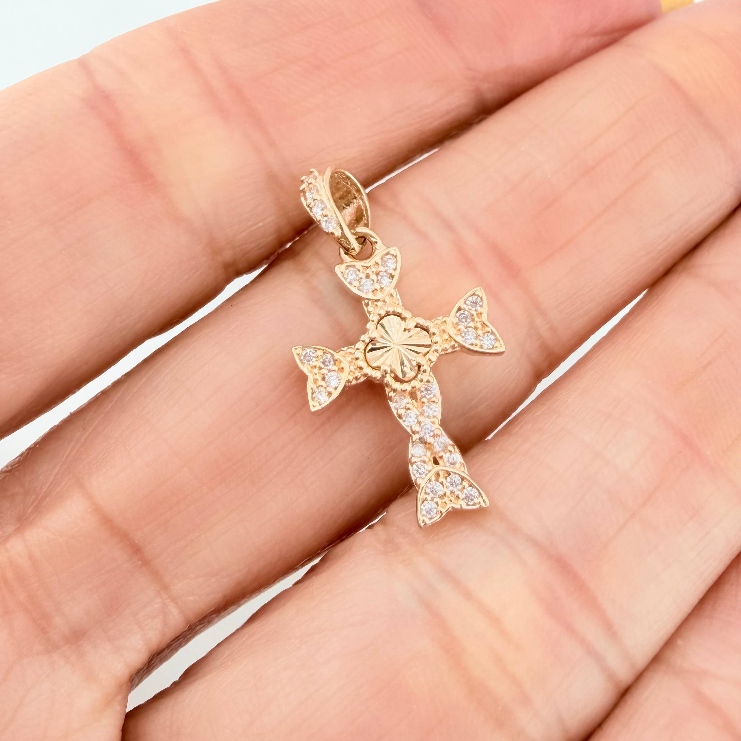 Dije Cruz Trebol 1.6 g / 2.4 cm Oro Amarillo 18K