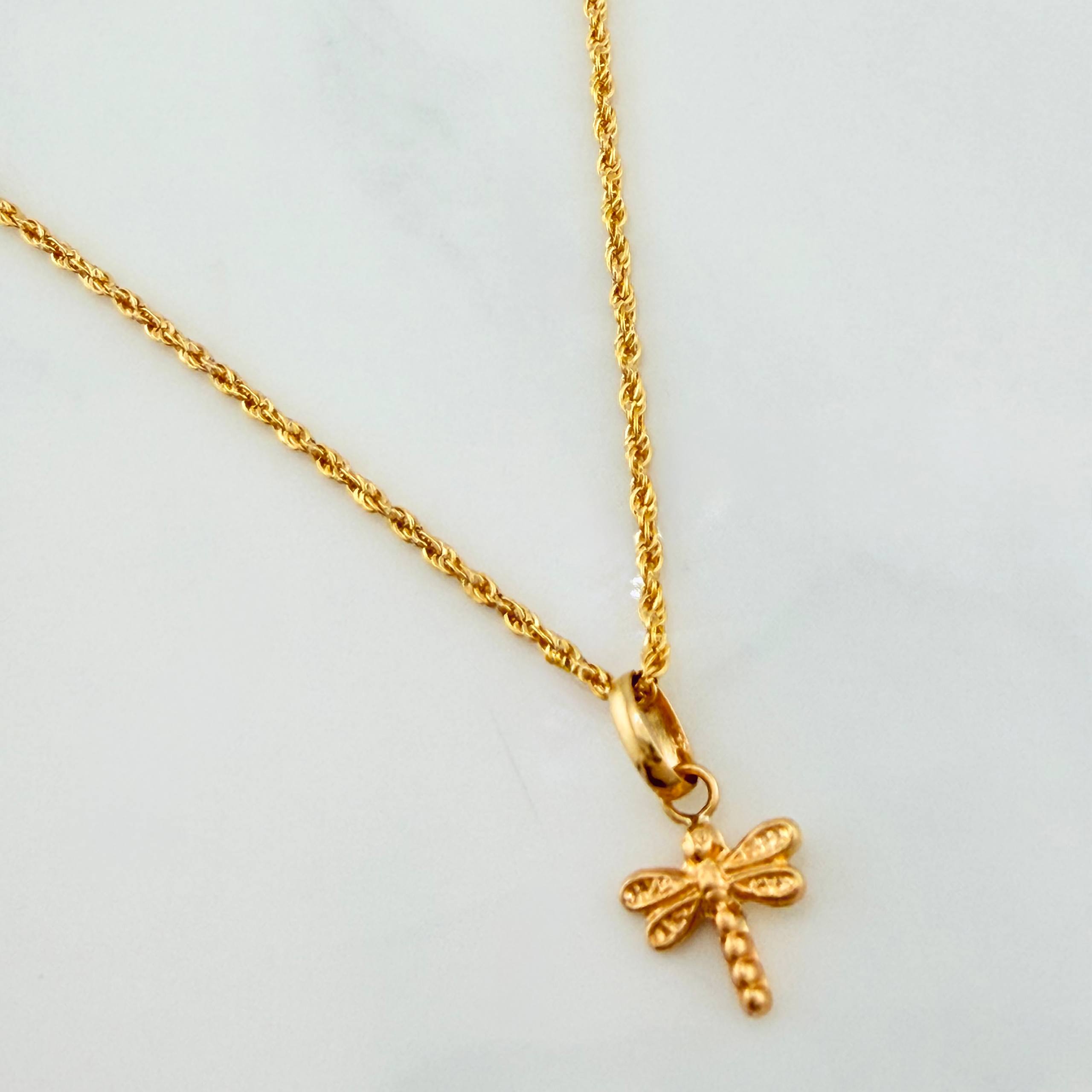 Set Cadena Lazo + Dije Libelula / 1,3 gr / 45 cm Oro Amarillo 18K