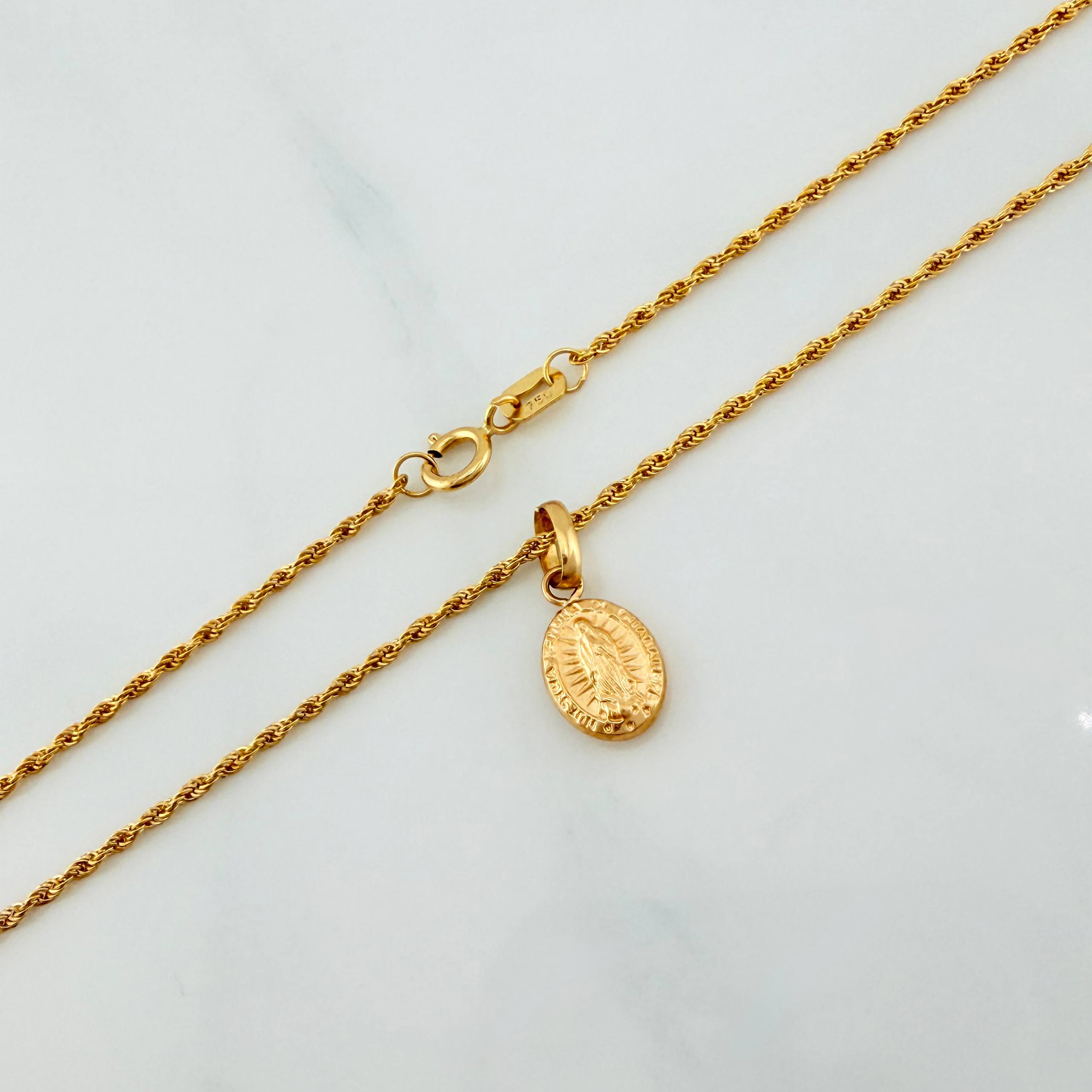 Set Cadena Lazo + Dije Virgen De Guadalupe / 1,3 gr / 44 cm Oro Amarillo 18K