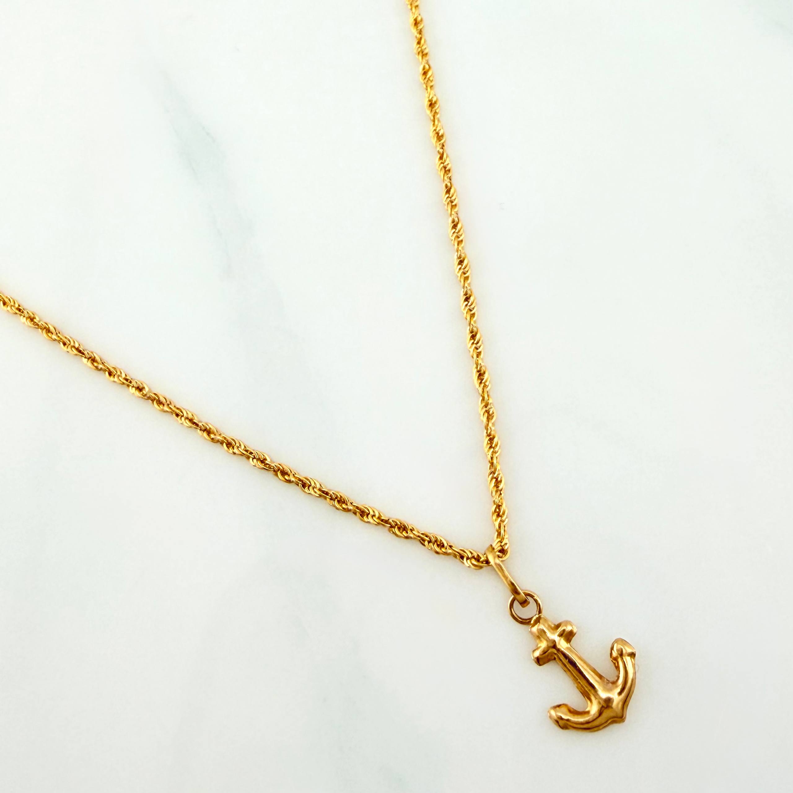 Set Cadena Lazo + Dije Ancla / 1,15 gr / 45 cm Oro Amarillo 18K