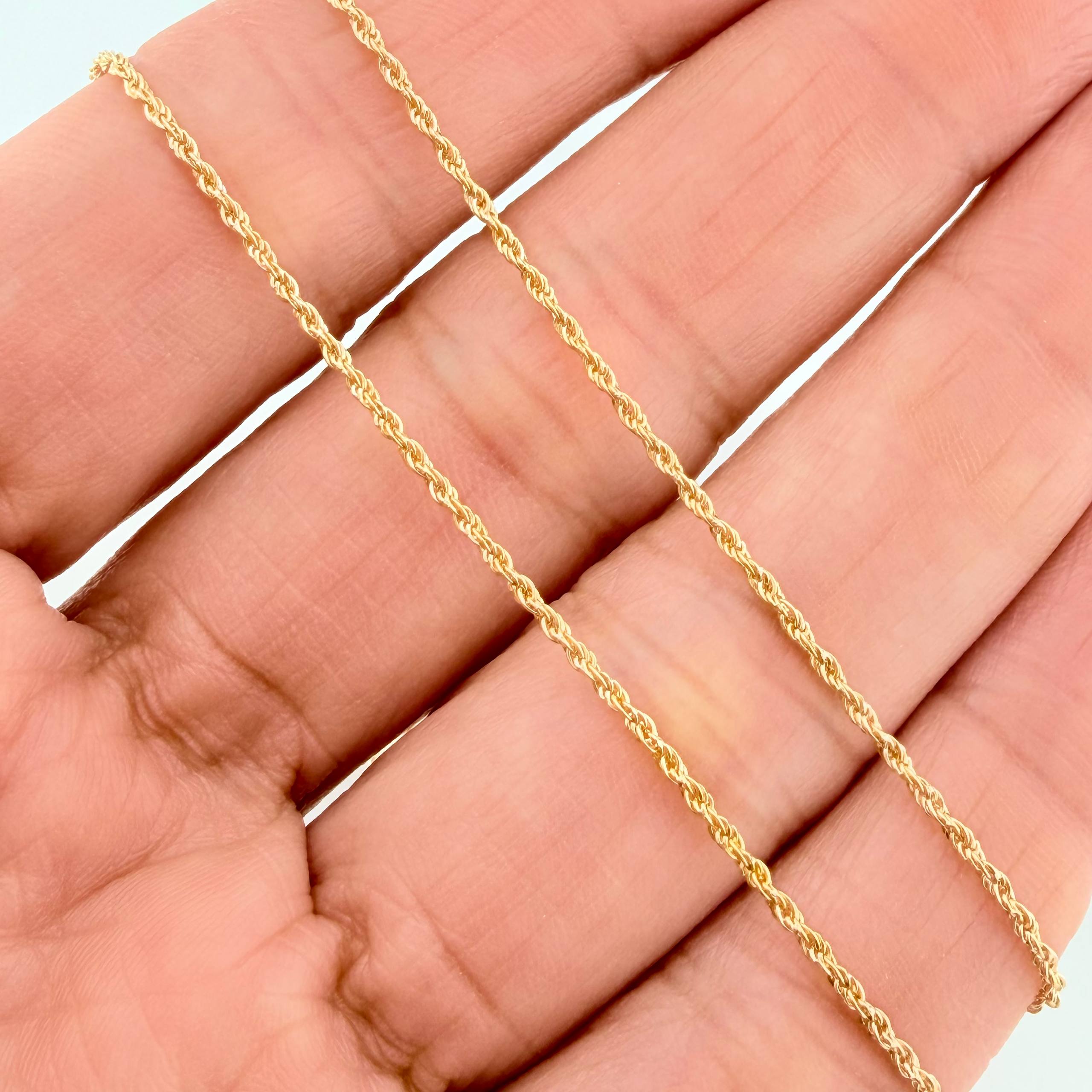 Set Cadena Lazo + Dije San Benito / 1,3 gr / 43.5 cm Oro Amarillo 18K