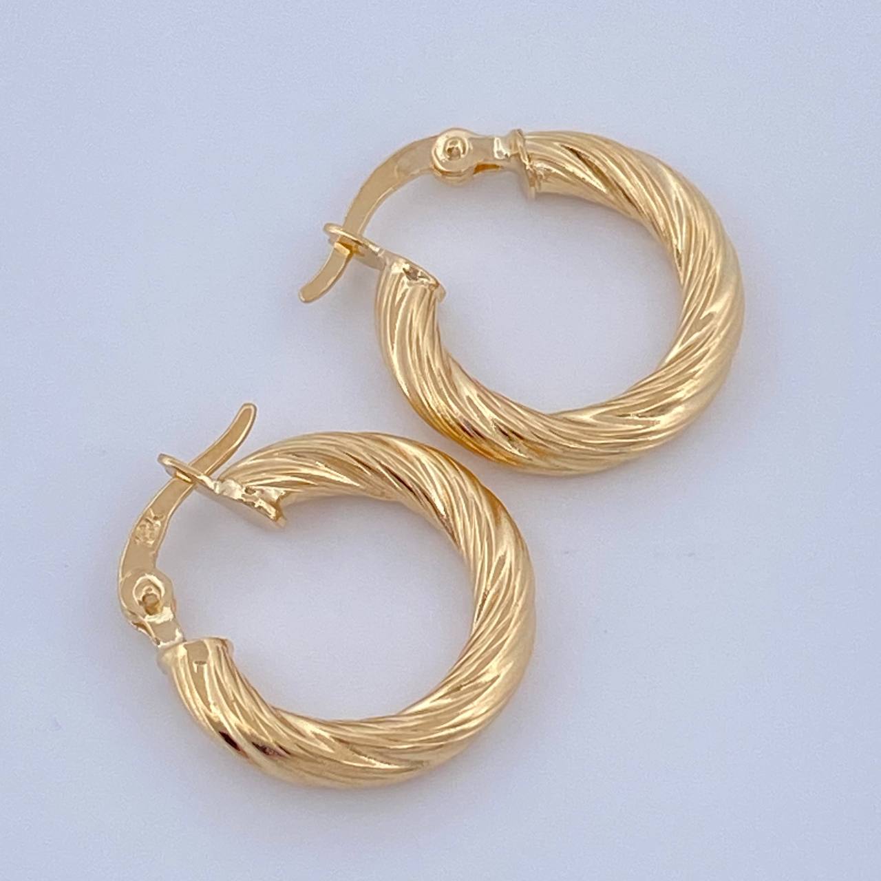 Candongas Ivy 1.6gr / 1.8cm / Oro Amarillo 18K &