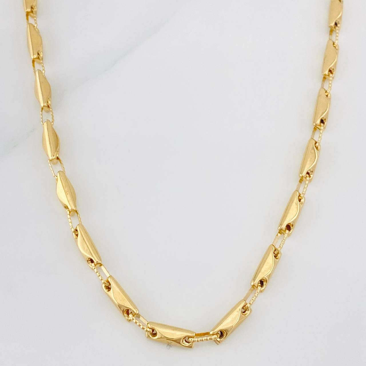 Cadena Rustica 14.7g / 60cm / 3.6mm Oro Amarillo 18K