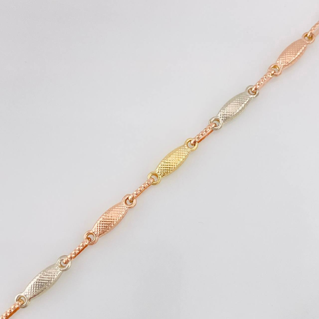 Pulso Rustica Eslabon 3.65g / 20cm / 3.11mm Tres Oros 18K