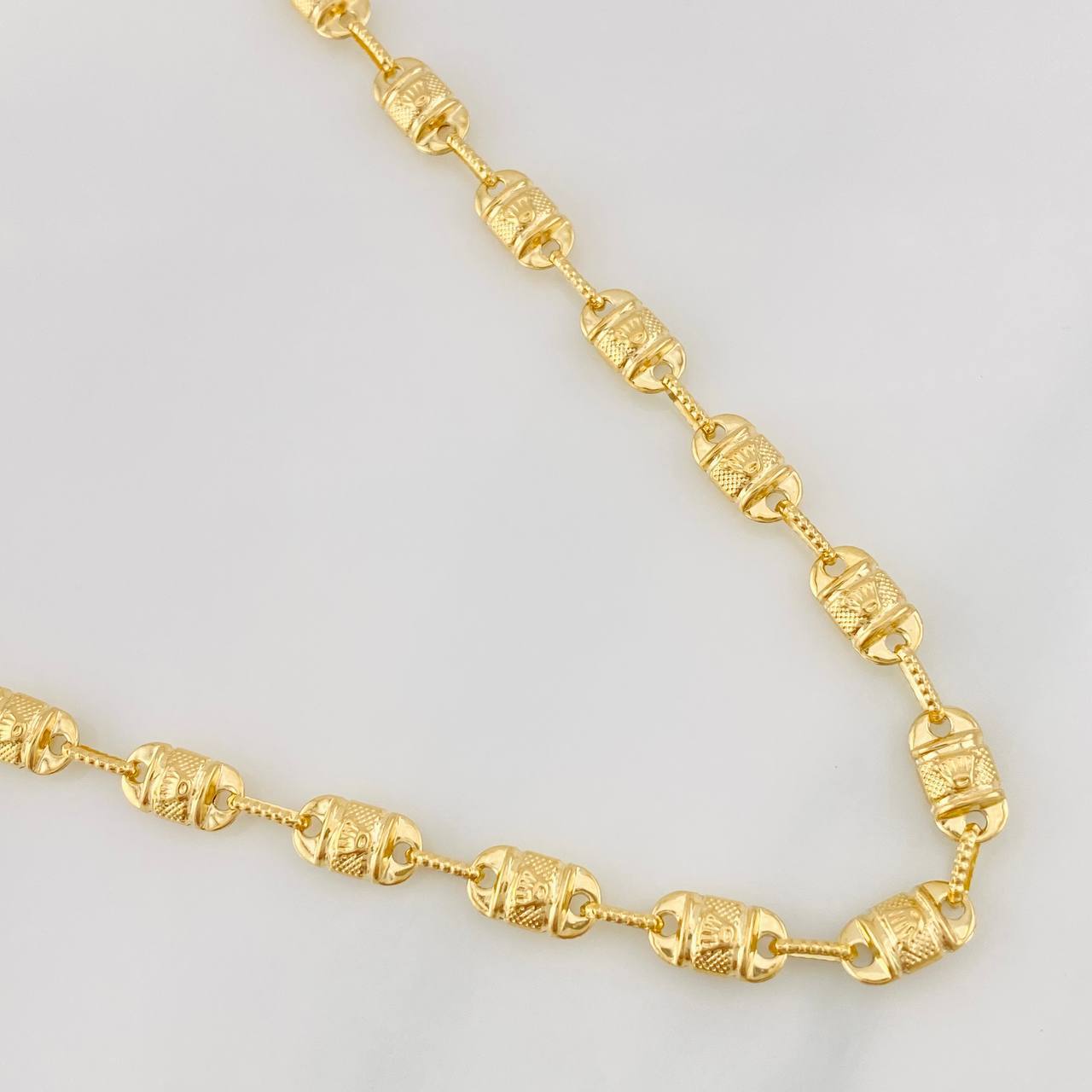 Cadena Rustica Corona 16.2g / 60cm / 5.24mm Oro Amarillo 18K