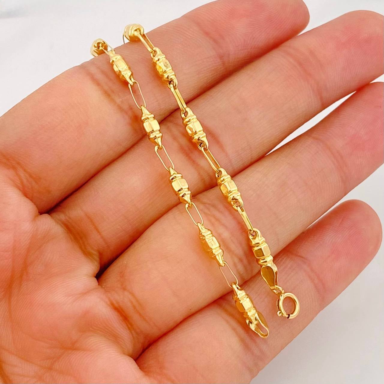 Tobillera Rustica Barril 3.5g / 25.05cm / 2.62mm Oro Amarillo 18K