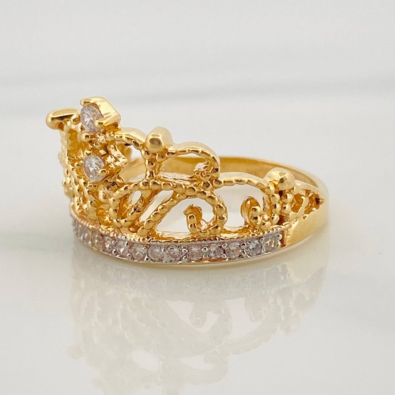 Anillo Corona Corazon 4.9g / T7 Dos Oros Amarillo Blanco 18K
