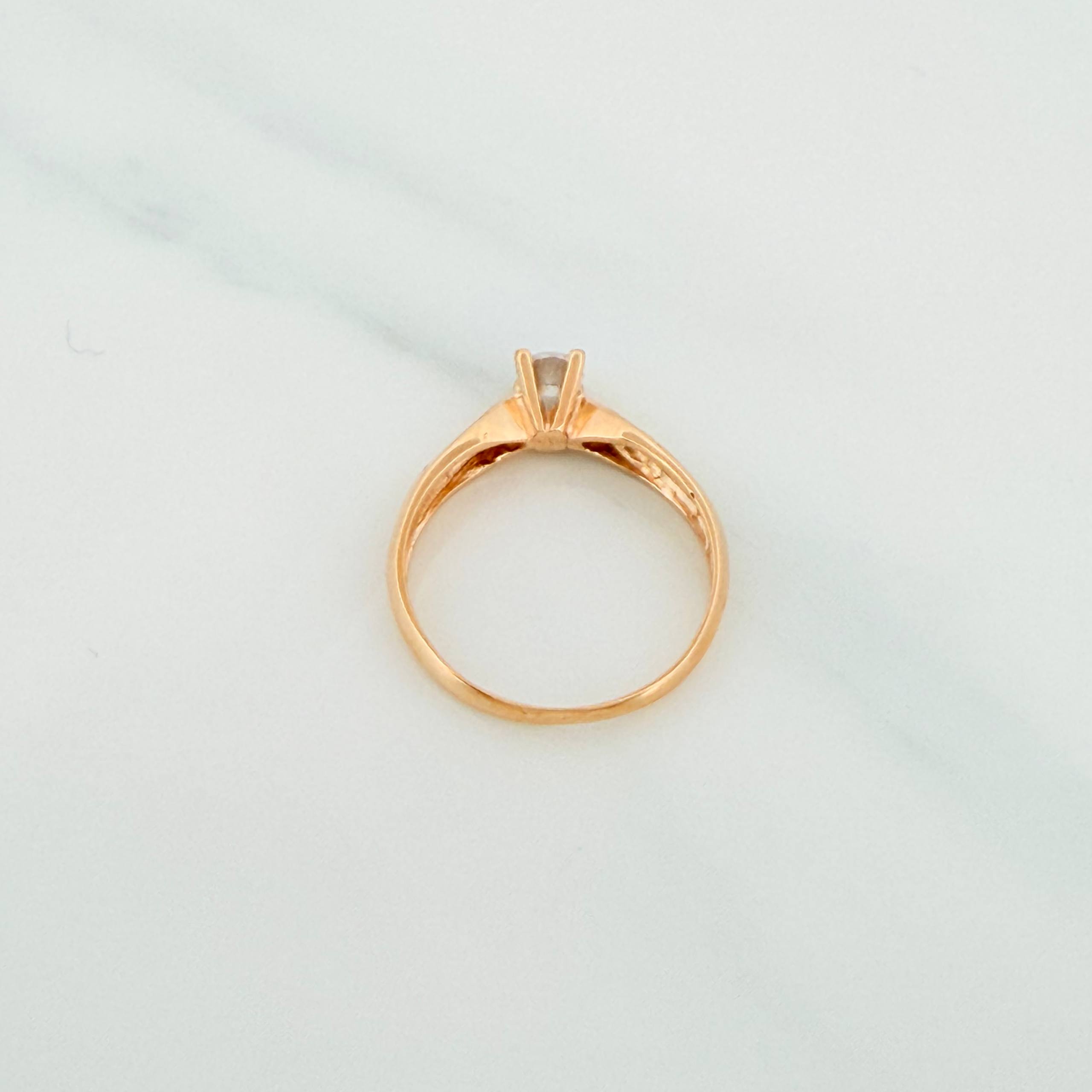 Anillo Solitario 2.15g / T6 1/2 Oro Amarillo 18K