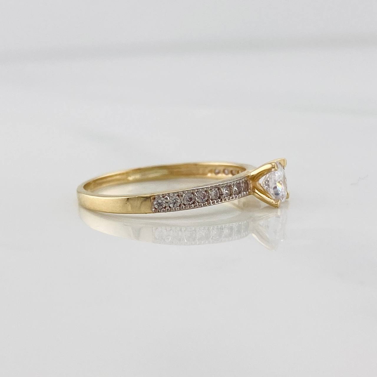Anillo Solitario Churumbela 1.7g / T7 Dos Oros Amarillo Blanco 18K