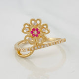 Anillo Flor 2.75g / T7 1/2 Oro Amarillo 18K