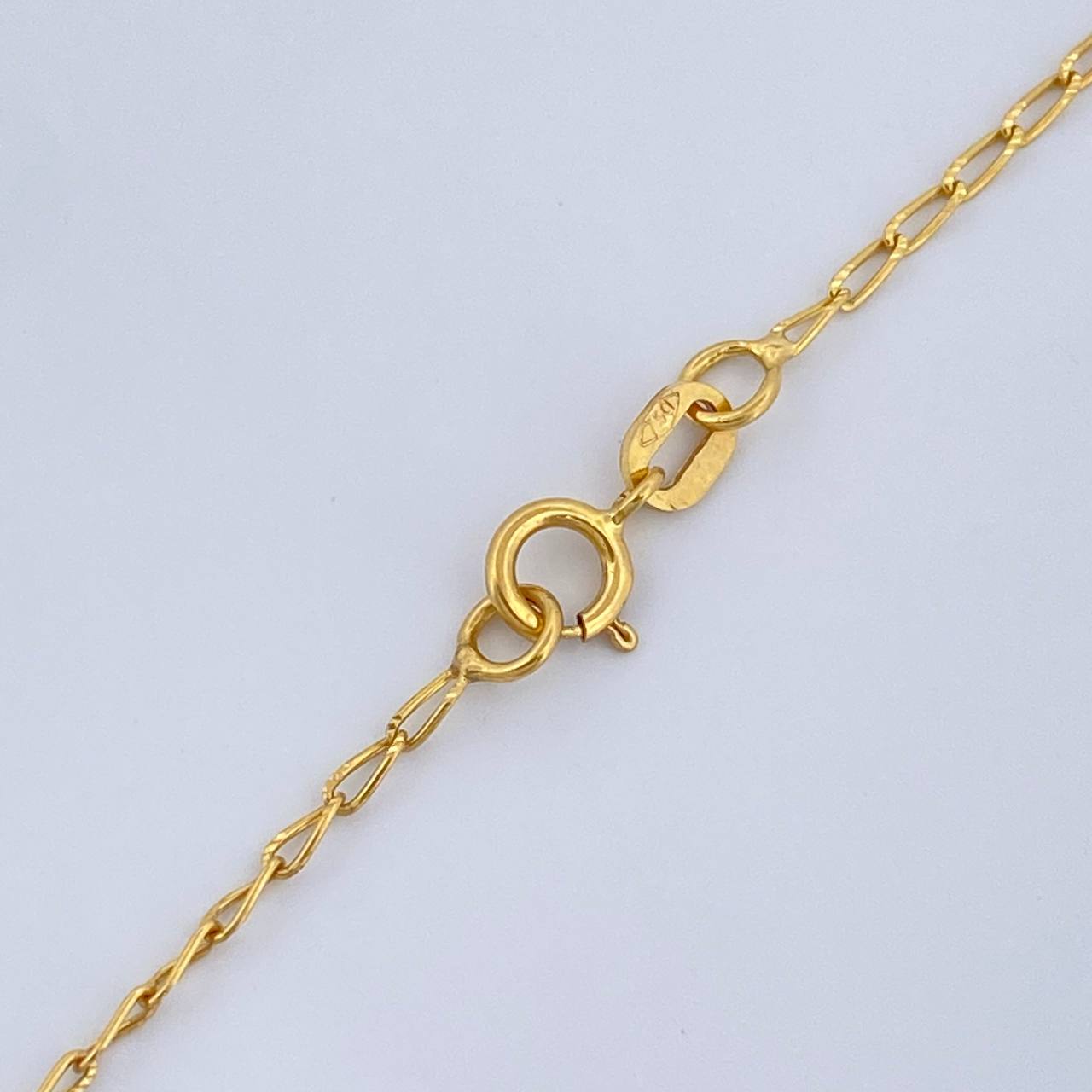 Cadena Espiga 1.65gr / 45.2cm / Oro Amarillo +3 18K +