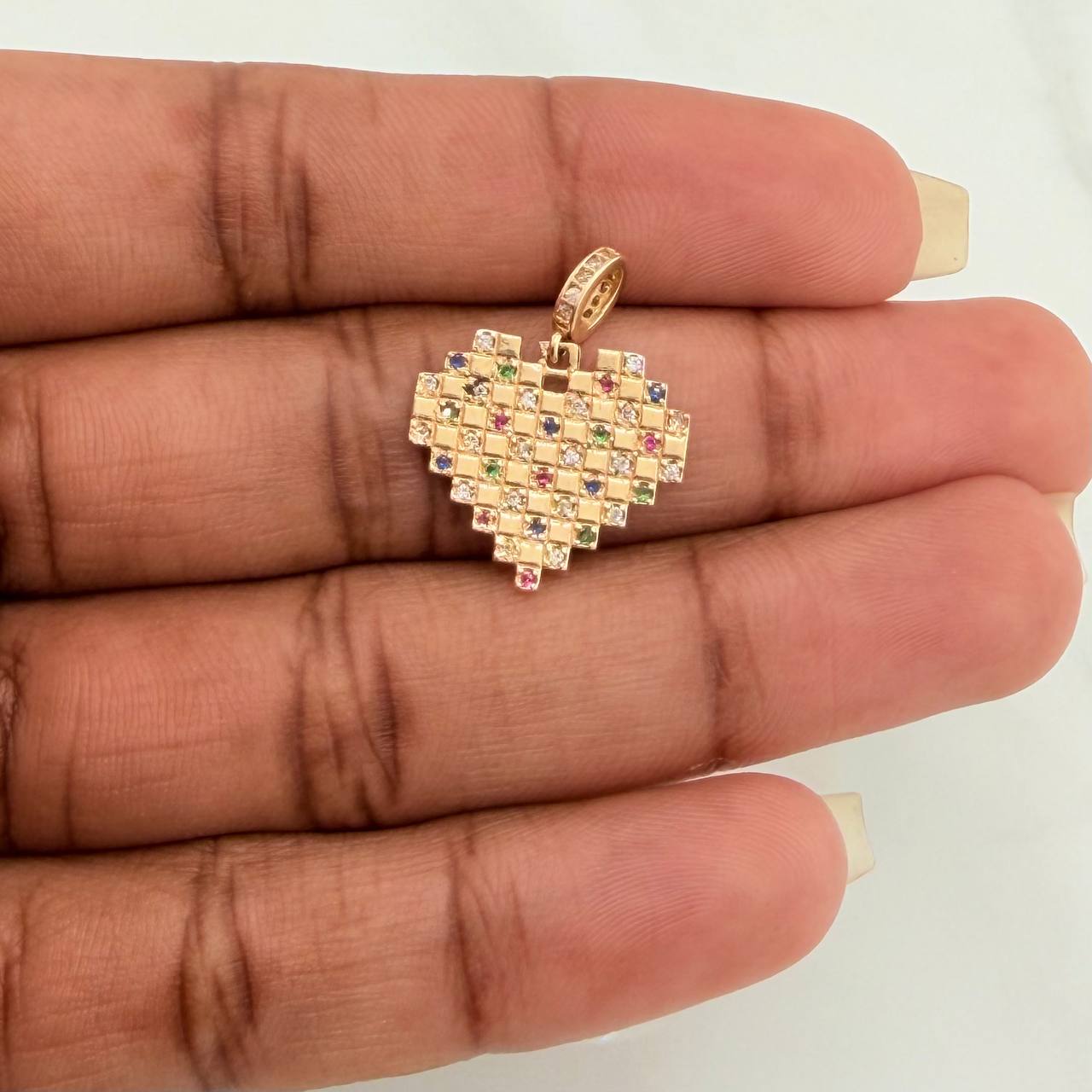 Dije Cuadricula Corazon 2.05gr / 2.2cm / Oro Amarillo 18K