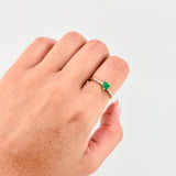 Anillo Solitario Corazon 45pts Esmeralda 9pts Diamantes 2.2gr / T6 1/2 / Oro Amarillo 18K ©