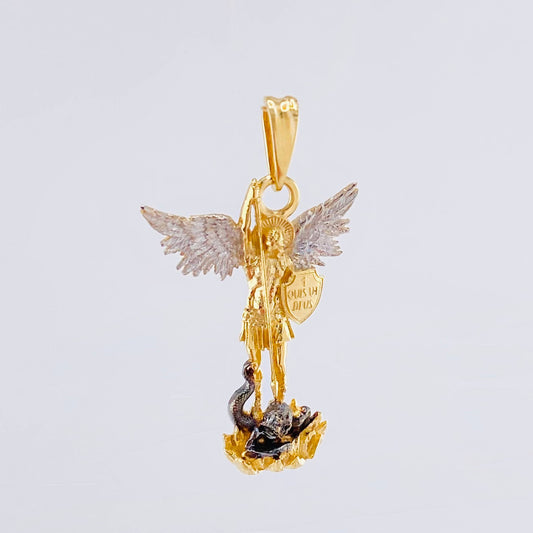 Dije San Miguel Arcangel 3.1gr / 3cm / Dos Oros Amarillo Blanco 18K ©
