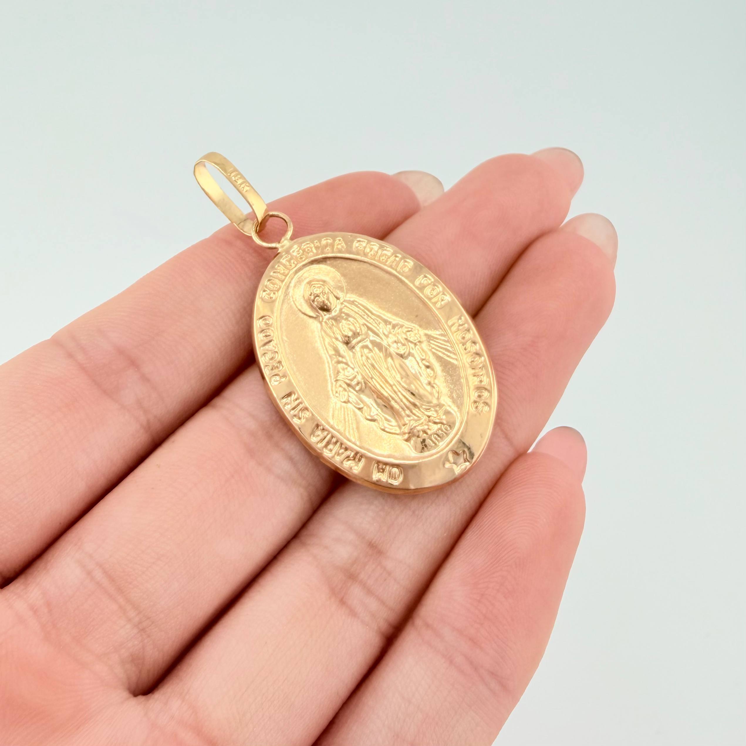 Dije Virgen Milagrosa 3.55gr / 4cm / Oro Amarillo 18K ©