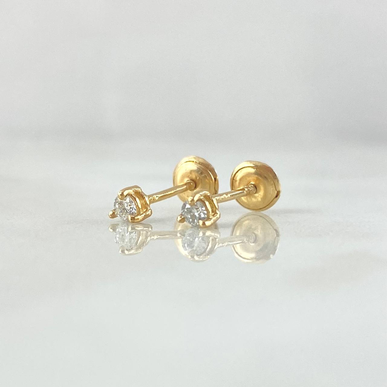 Topos Piedra 0.8gr / 3.1mm Diamante 36pts Oro Amarillo 18K (Joya) ©