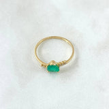 Anillo Solitario Corazon Interlineal 1.4gr / T6 3/4 / Esmeralda 35pts Circones Blancos Oro Amarillo 18K (Joya) ©