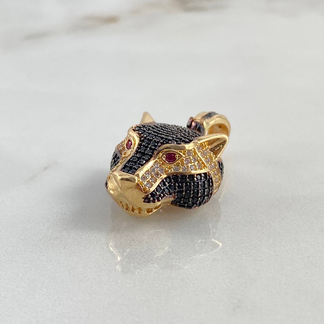 Dije Pantera 9.05gr / 3.1cm / Circones Negros Blancos Rojos Oro Amarillo *