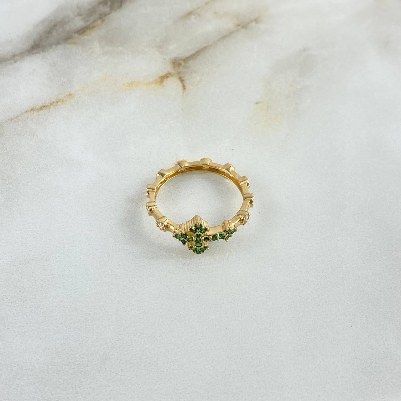 Anillo Cruz Bizantina 2.85gr / T7 1/2 / Esferas Circones Blancos Verdes Oro Amarillo *