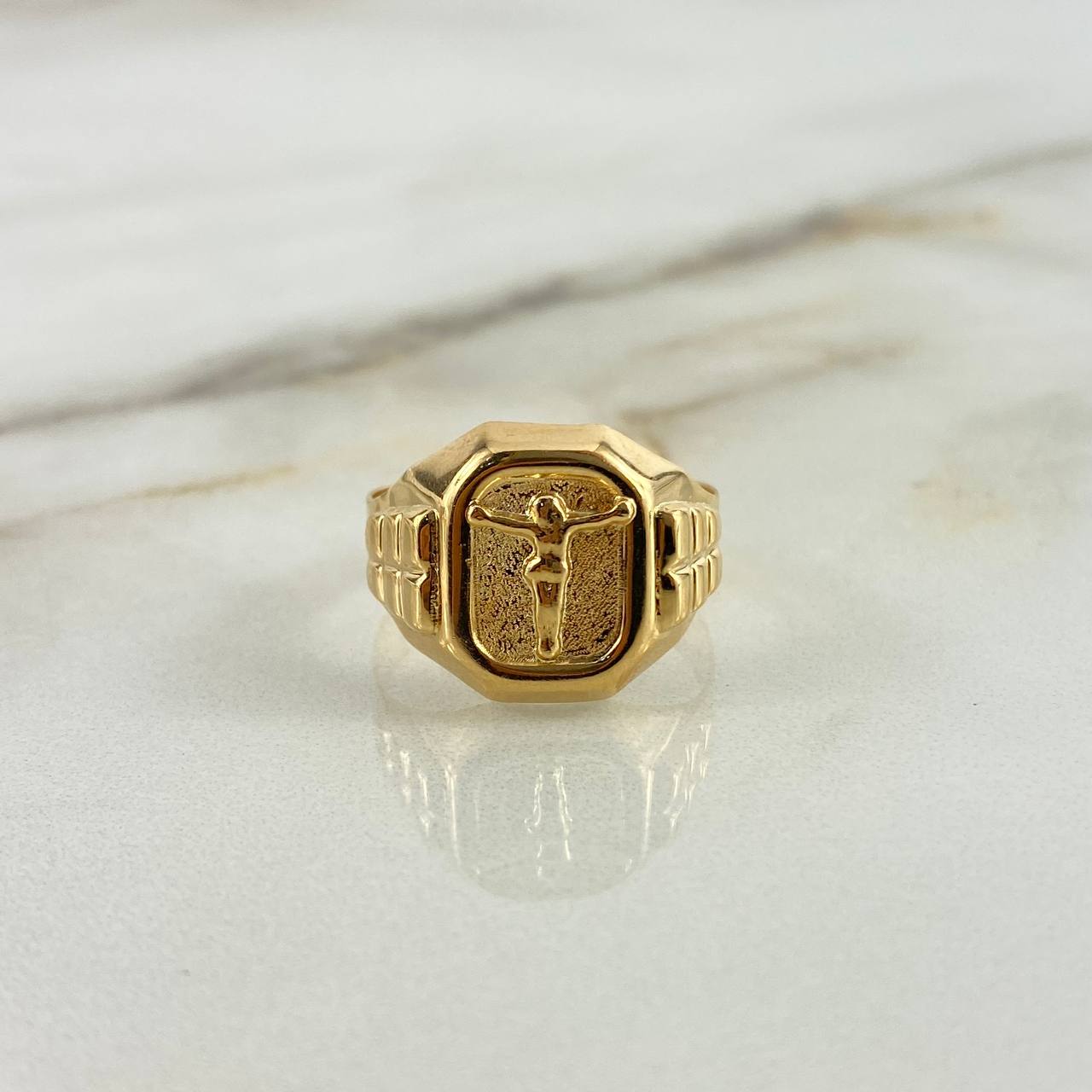 Anillo Sello Cristo 3.9gr / T9 / Cuadrado Oro Amarillo