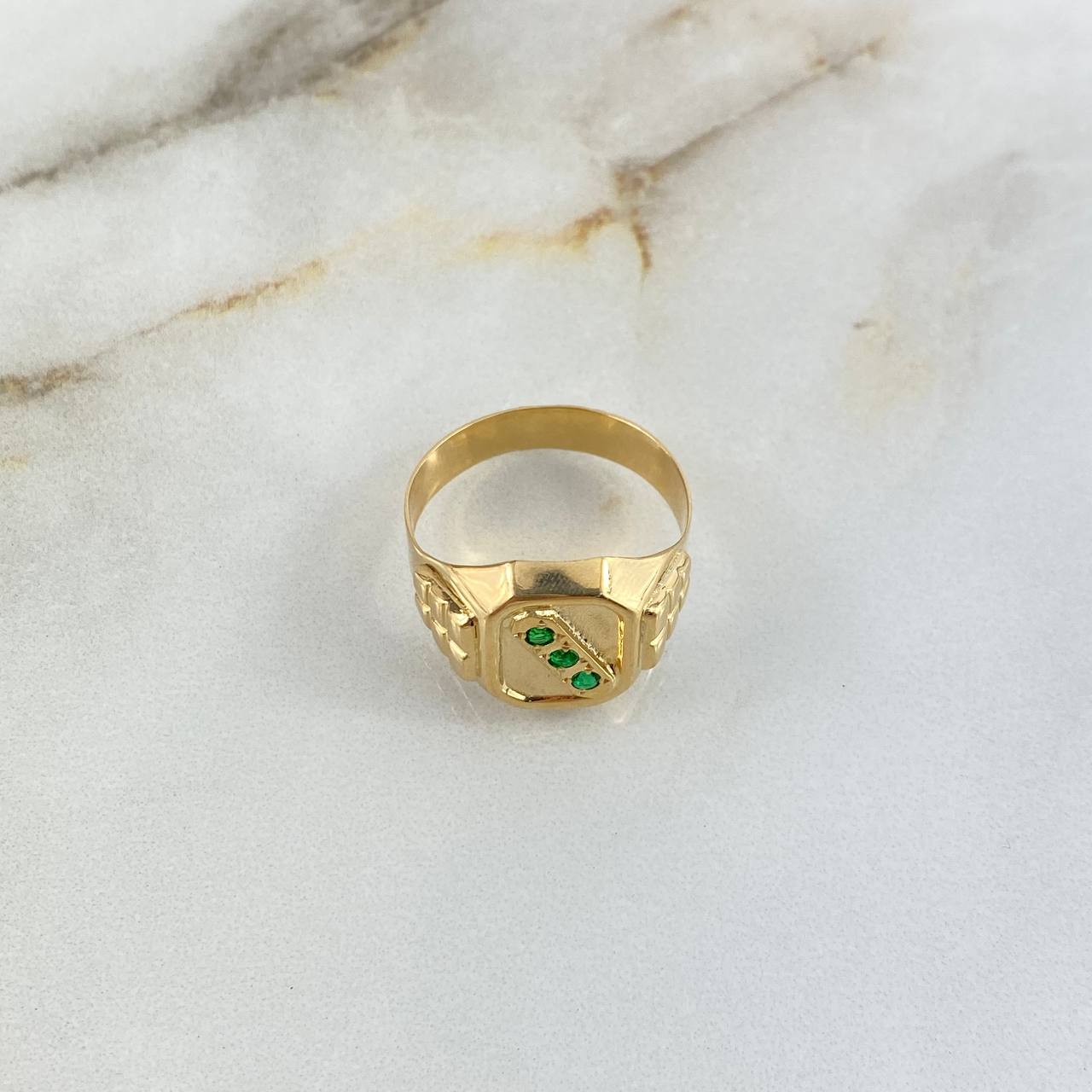 Anillo Sello Trinity 3.9gr / T9 4/4 / Circones Verdes Oro Amarillo ©