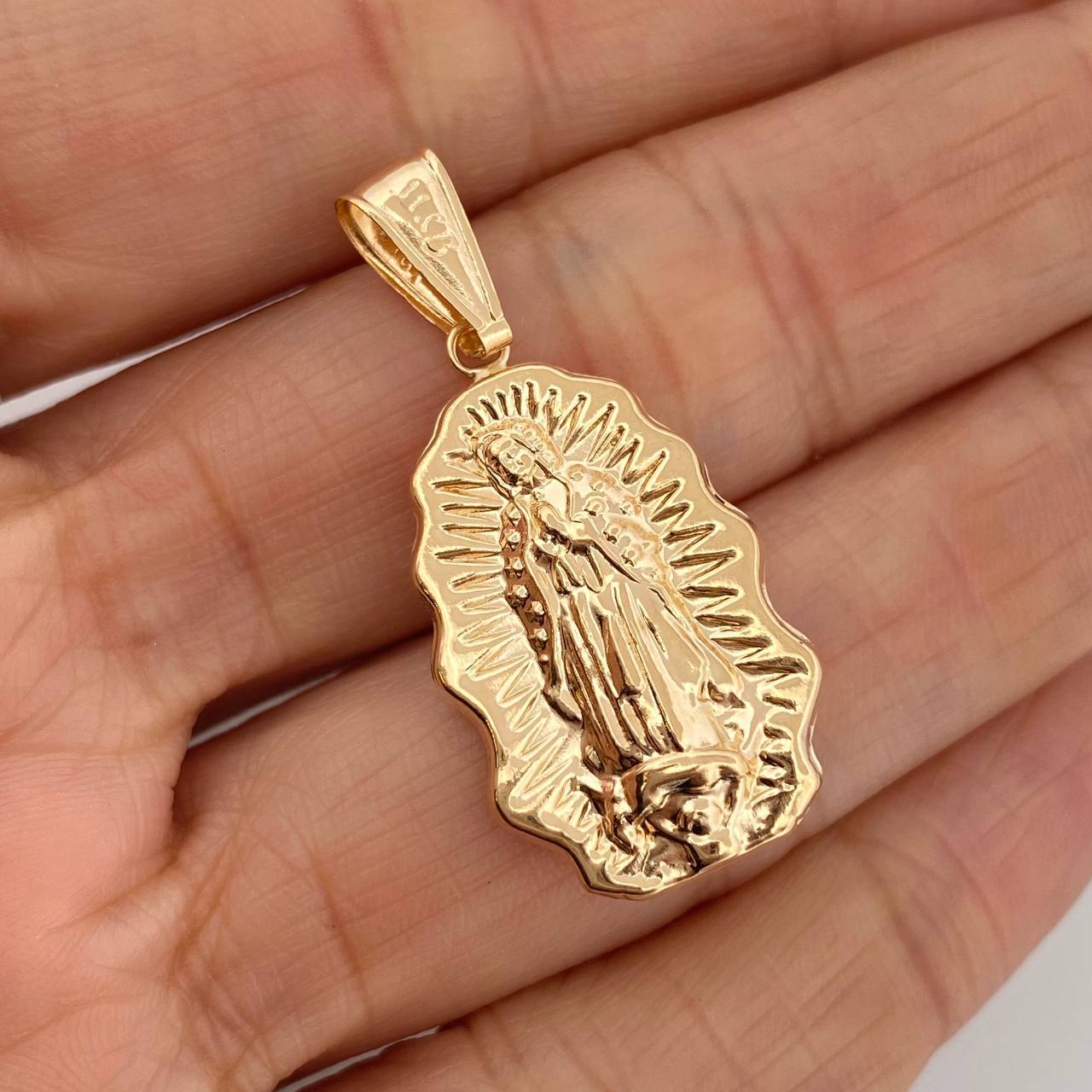 Dije Silueta Virgen Guadalupe 1.3 g / 3 cm Oro Amarillo 18K