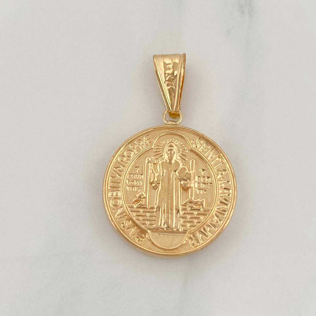 Dije San Benito 2.95 g / 3 cm Oro Amarillo 18K