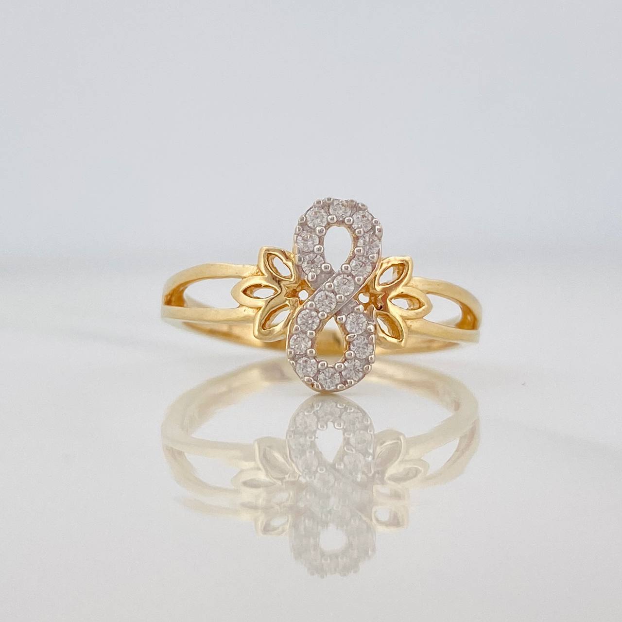Anillo Infinito 2.4g / T7 Dos Oros Amarillo Blanco 18K