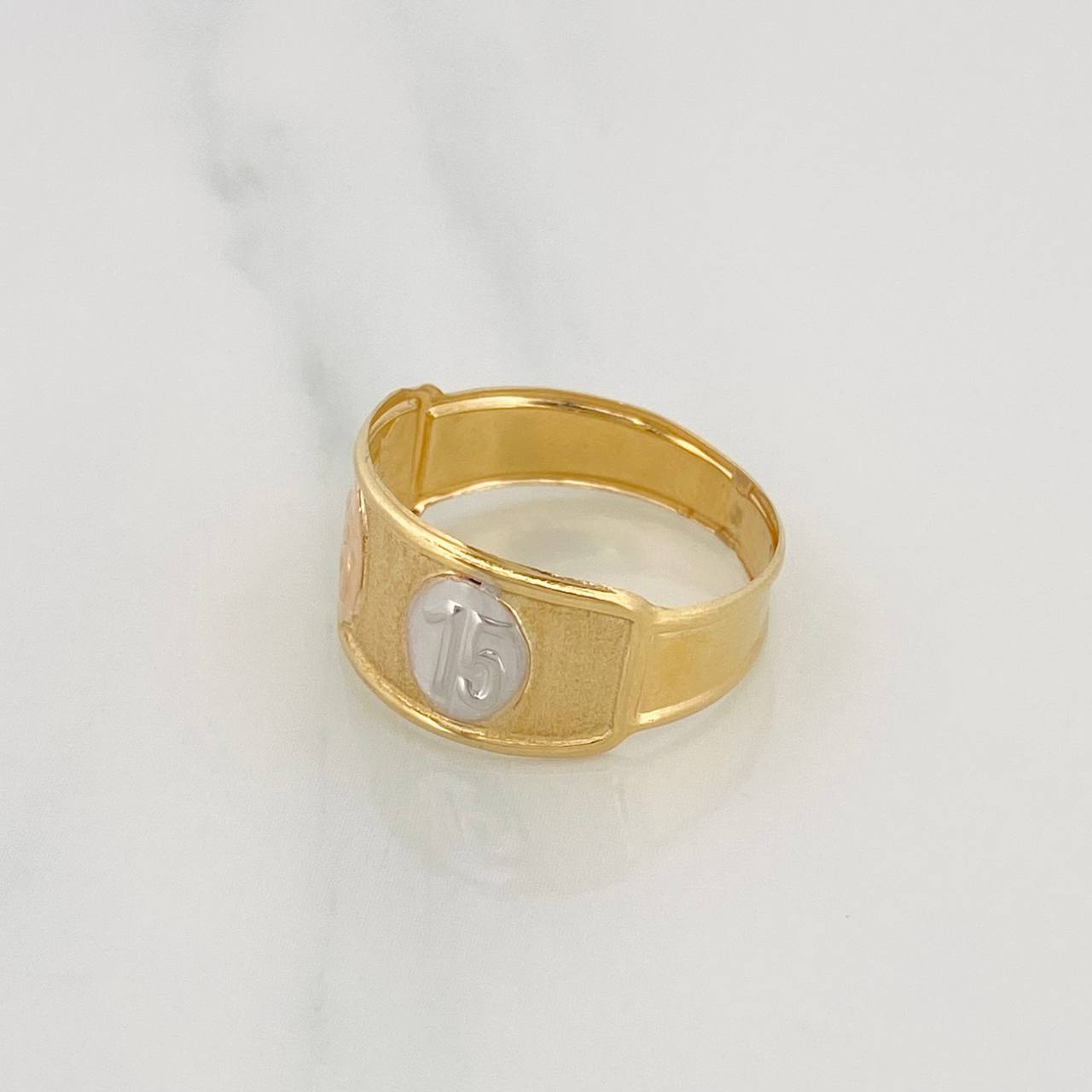 Anillo 15s 1.5g / T7 Tres Oros 18K
