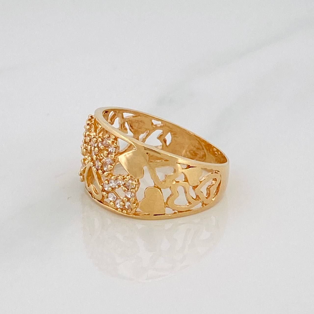 Anillo Corazones 3.7g / T7 Oro Amarillo 18K