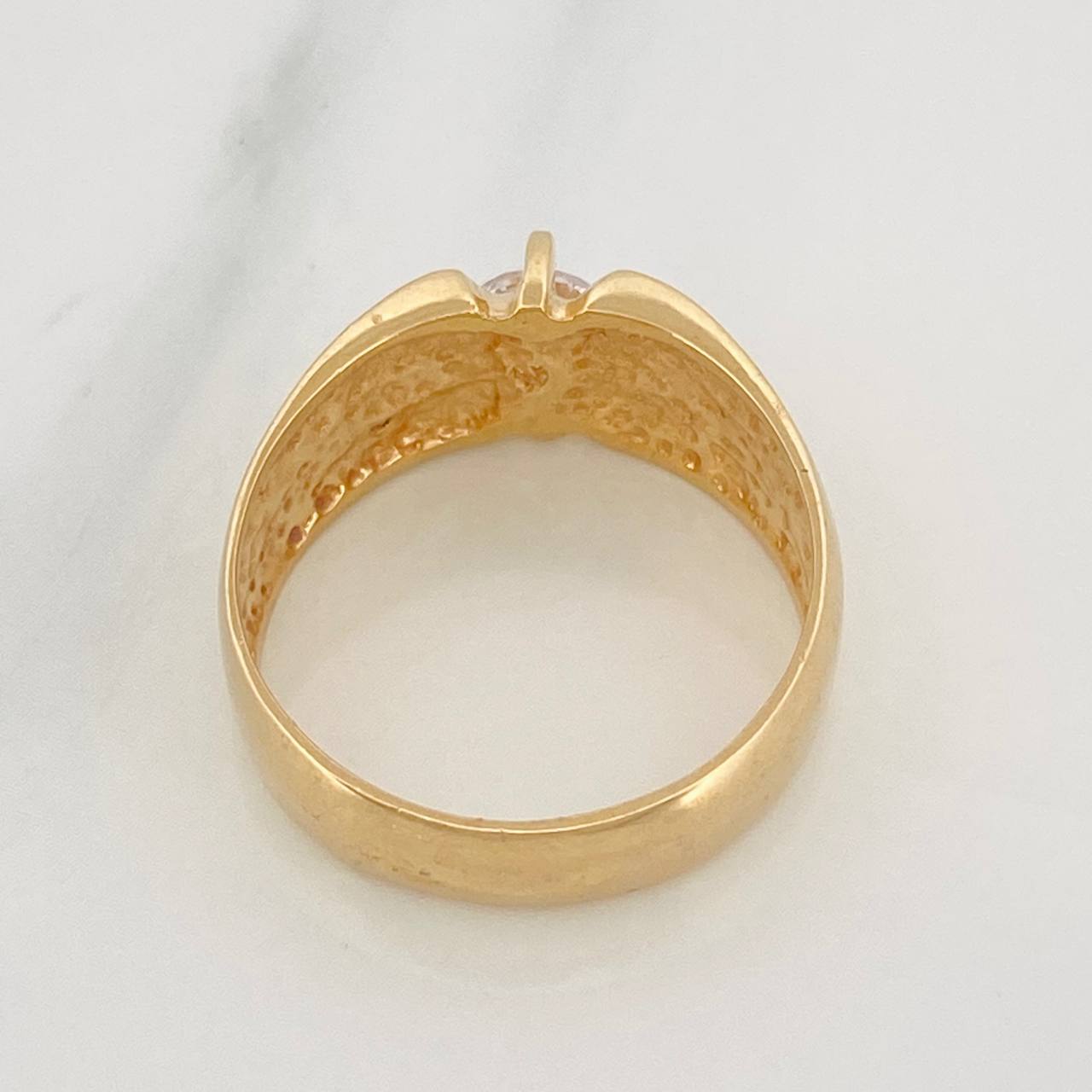 Anillo Solitario Corbatin 6.8g / T9 1/2 Oro Amarillo 18K