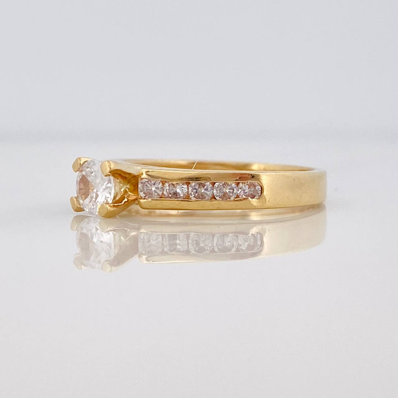 Anillo Solitario Churumbela 3.5g / T6 1/4 Oro Amarillo 18K