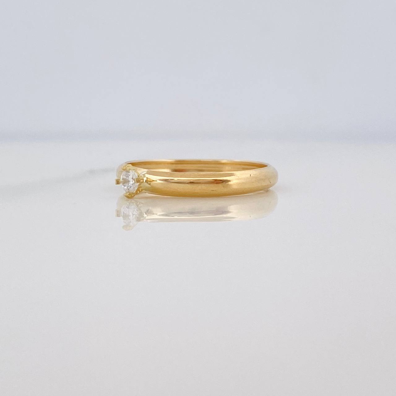 Anillo Solitario 0.75g / T5 3/4 Oro Amarillo 18K