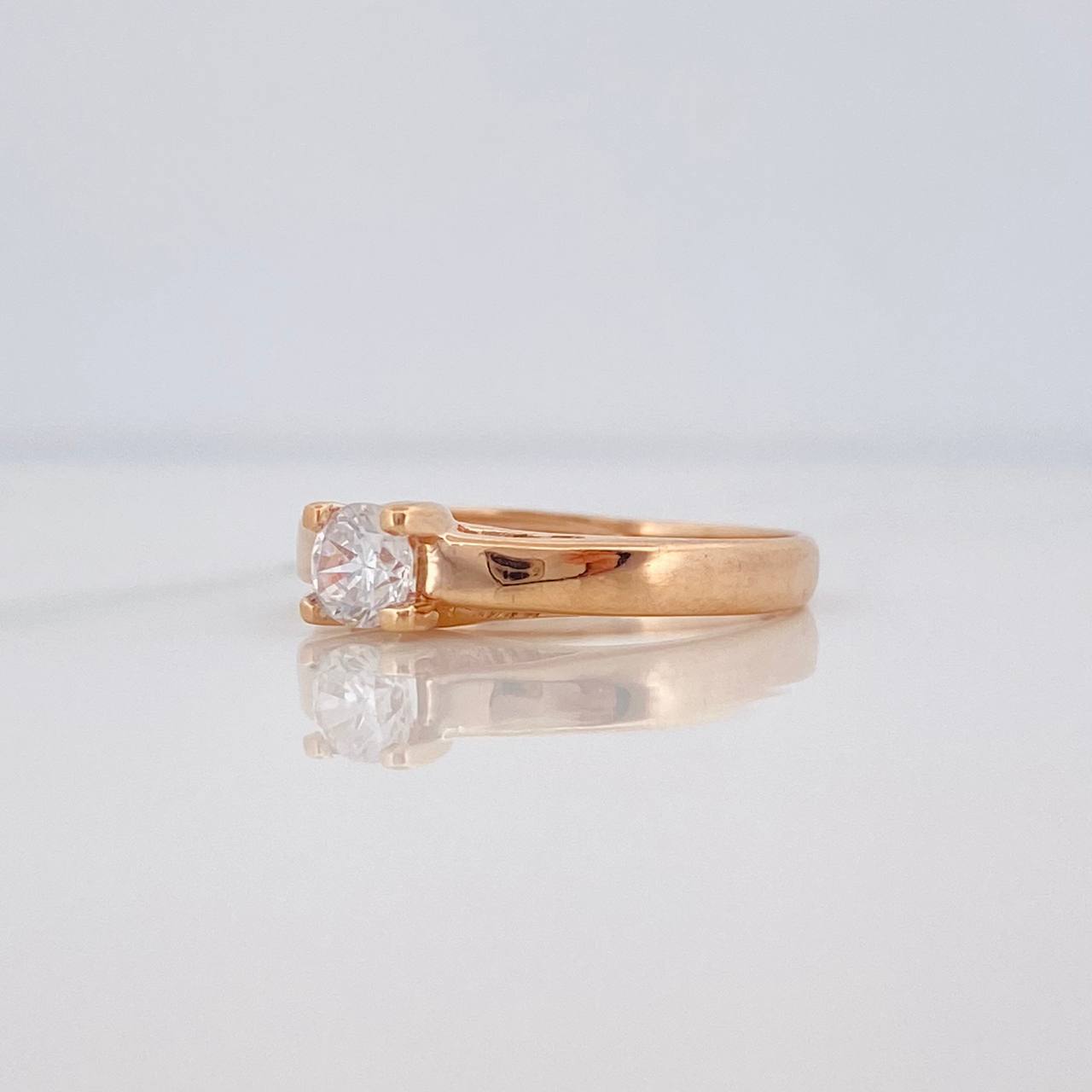 Anillo Solitario 2.1g / T6 1/4 Oro Rosa 18K