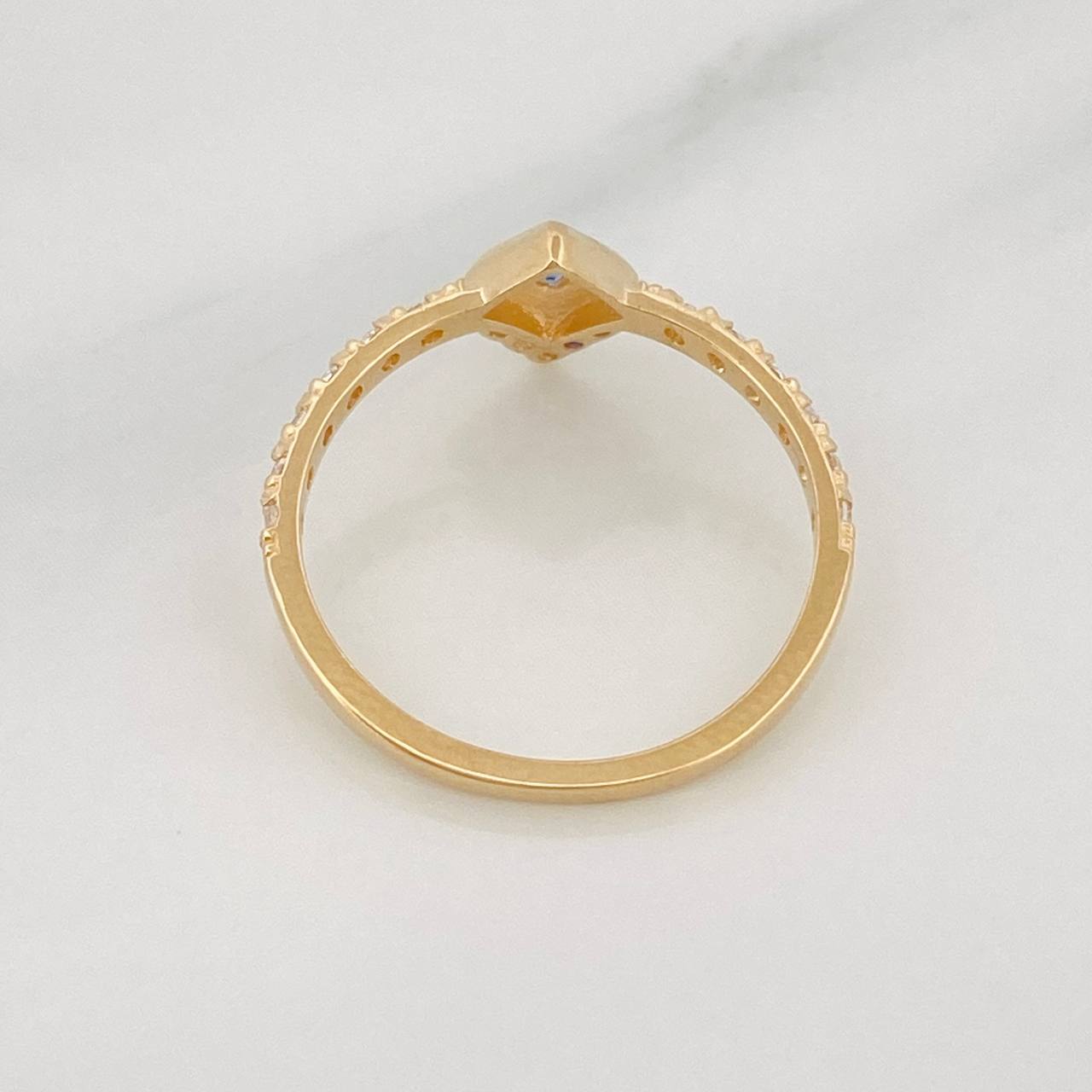 Anillo Rombo 1.6g / T6 Oro Amarillo 18K