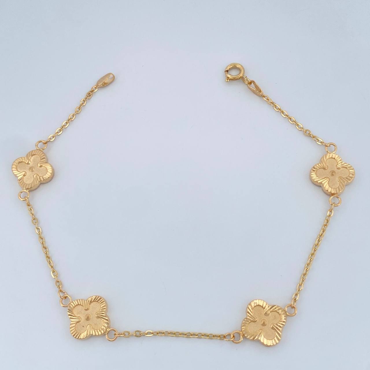 Pulso Trebol Aro Seguido 3.1gr / 19cm / Oro Amarillo 18K &
