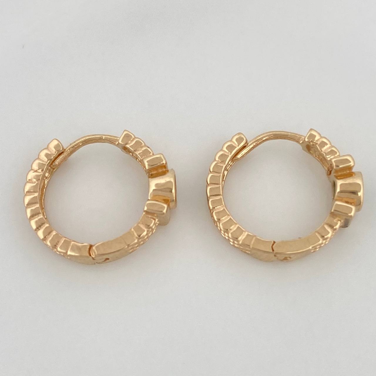 Candongas Pendulo Correa 2.95gr / 1.3cm / Oro Amarillo 18K