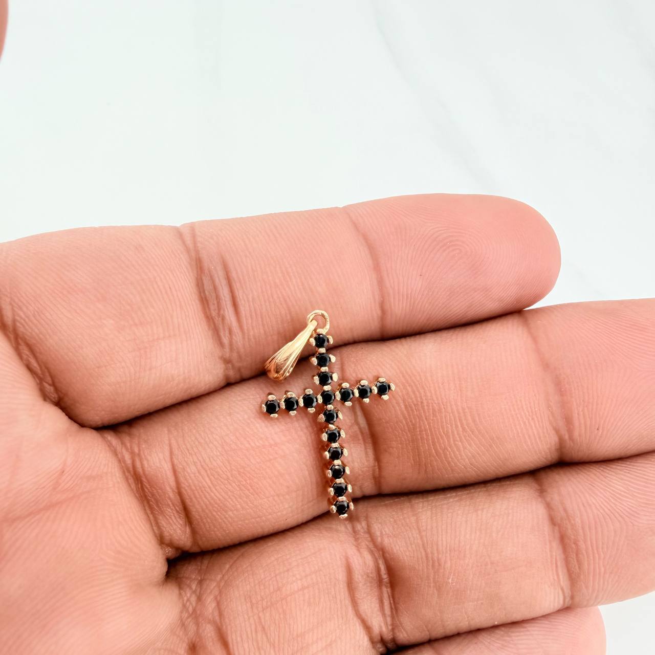 Dije Cruz  1.95gr / 3.1cm / Oro Amarillo 18K &