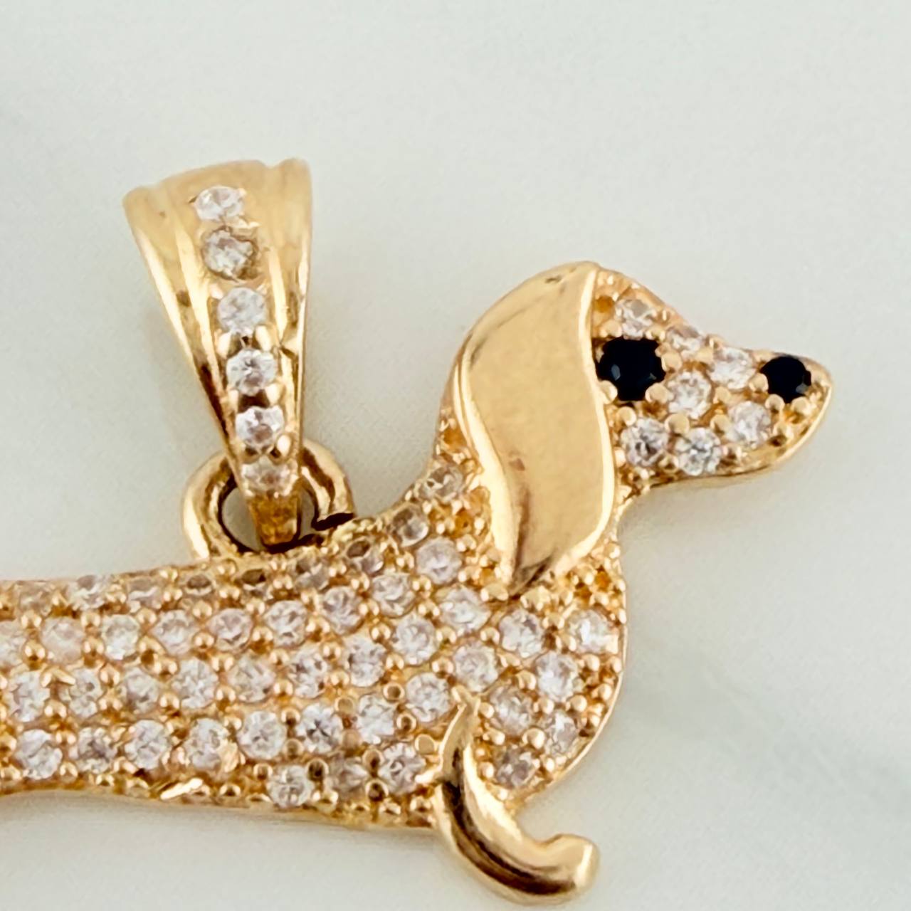 Dije Perro Salchicha 2.15gr / 1.7cm / Oro Amarillo 18K