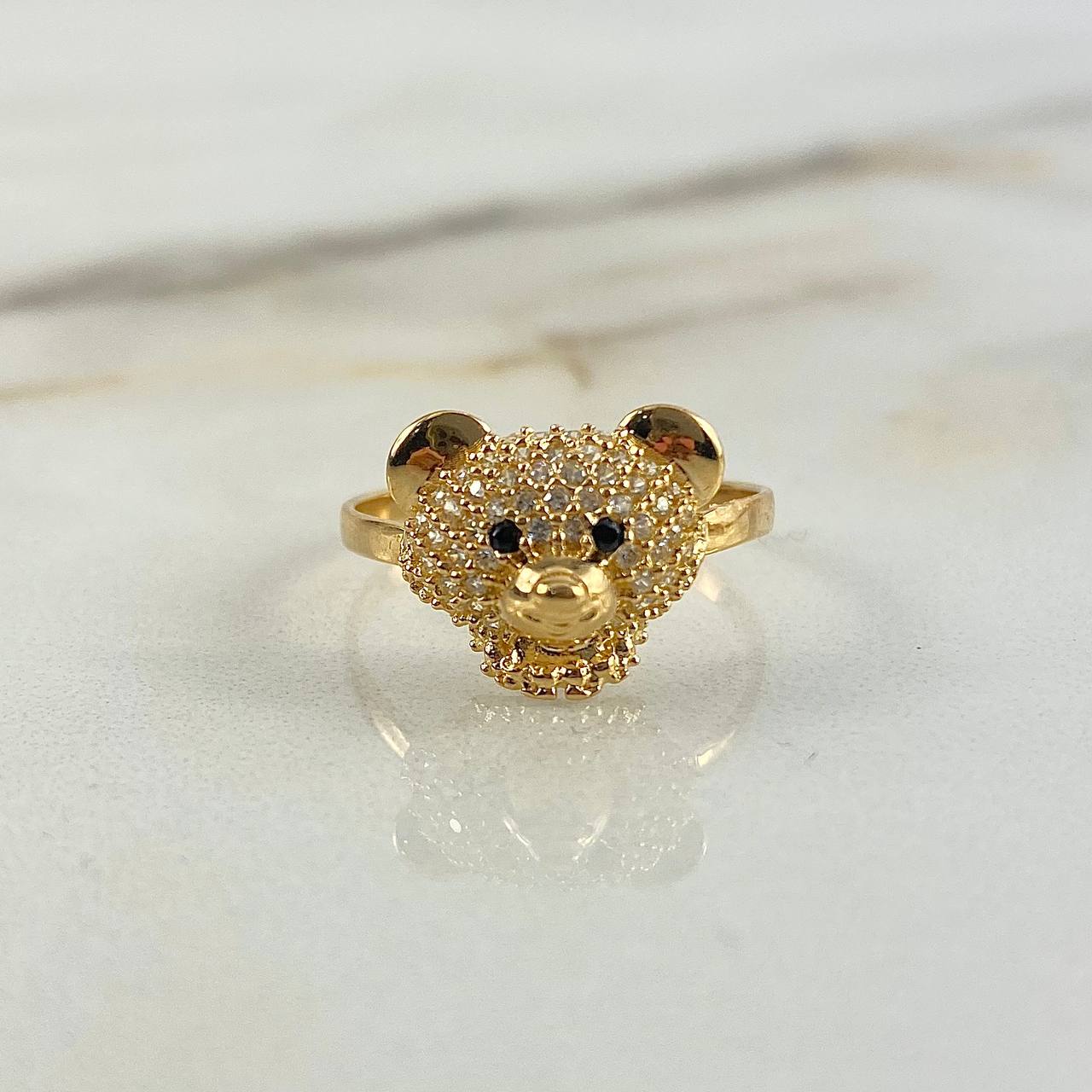 Anillo Oso 2.45gr / T7 1/4 / Circones Blancos-Negros Oro Amarillo