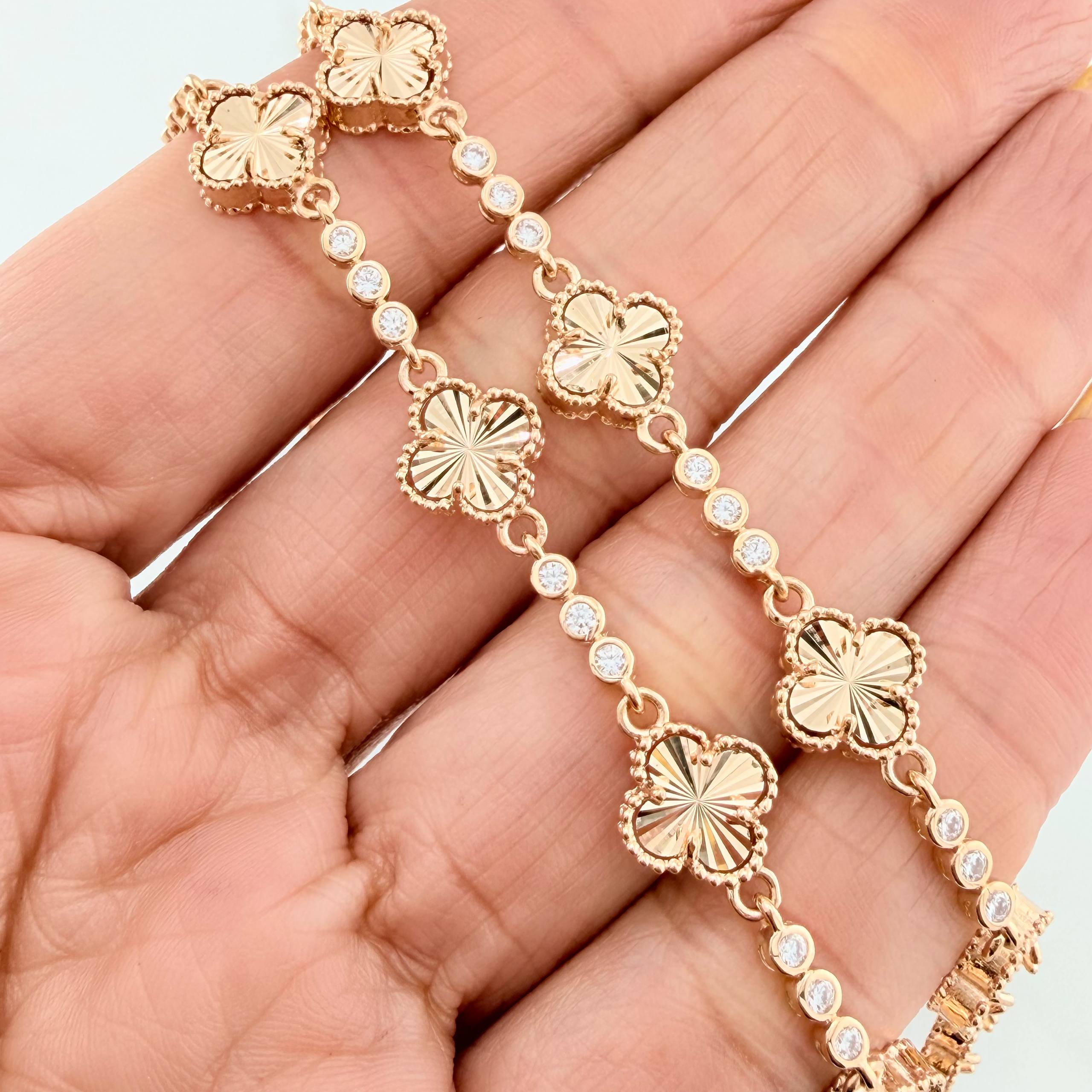 Cadena Trebol Diamantado Circulos 25.6 g / 46.5 cm / 2.51 mm Oro Amarillo 18K