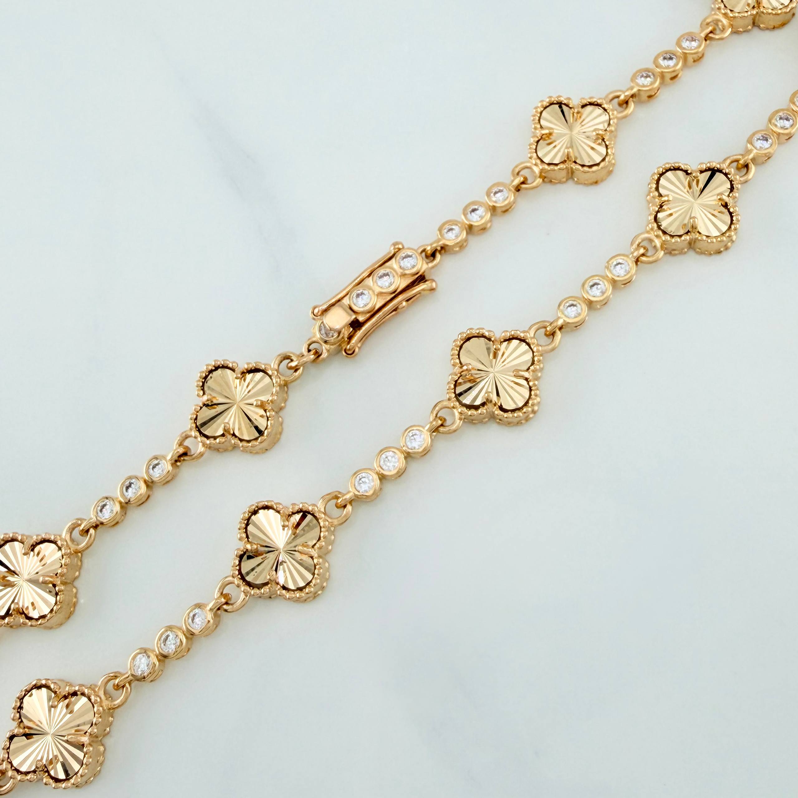 Cadena Trebol Diamantado Circulos 25.6 g / 46.5 cm / 2.51 mm Oro Amarillo 18K