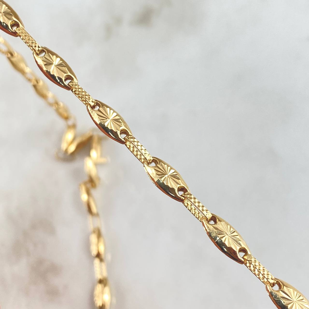 Cadena Rustica Ovalo 13.2gr / 60cm / 4.5mm Diamantada Oro Amarillo 18K