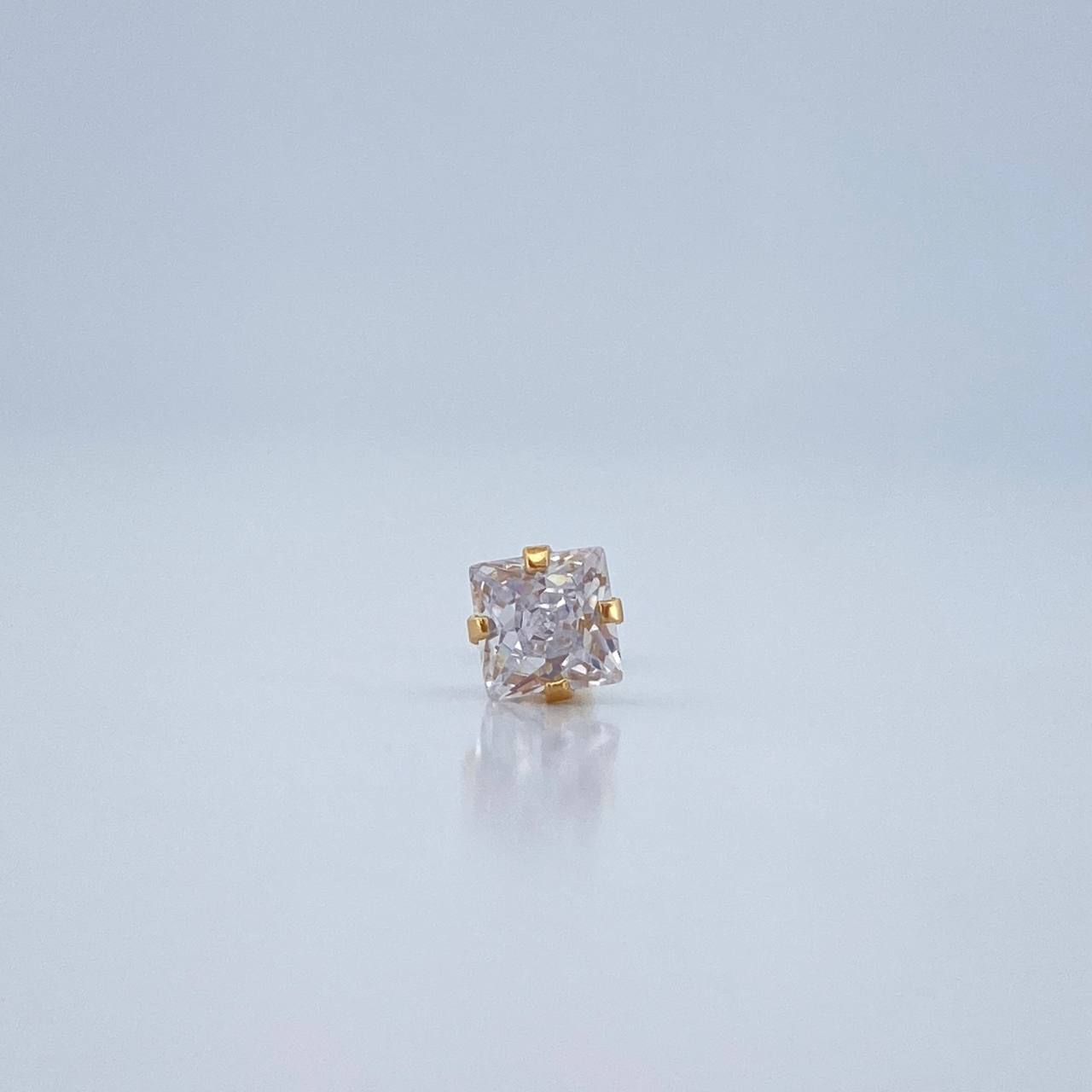 Piercing Cuatro Garras 0.4gr / 1.3cm / Oro Amarillo 18K $