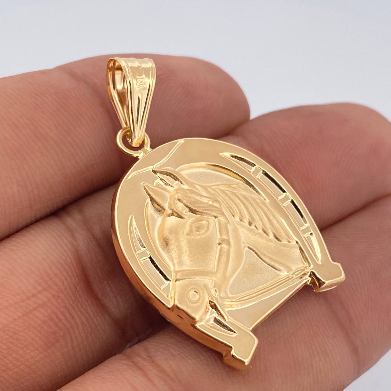 Dije Herradura Caballo 4.25gr / 4cm-Oro Amarillo 18K &