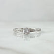 Anillo Solitario Churumbela 1.55gr / T7 1/2 / Circones Blancos Oro Blanco 18K ©