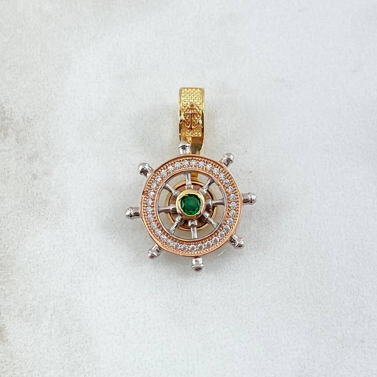 Dije Timón Movil 4.05gr / 2.5cm / Circones Blancos Verde Tres Oros 18K ©
