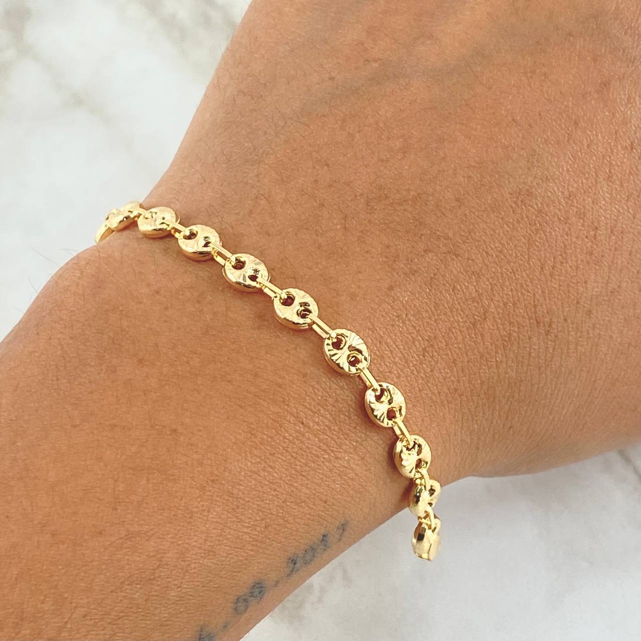 Pulso GC 3.95gr / 18cm / 4.8mm Diamantado Oro Amarillo 18K