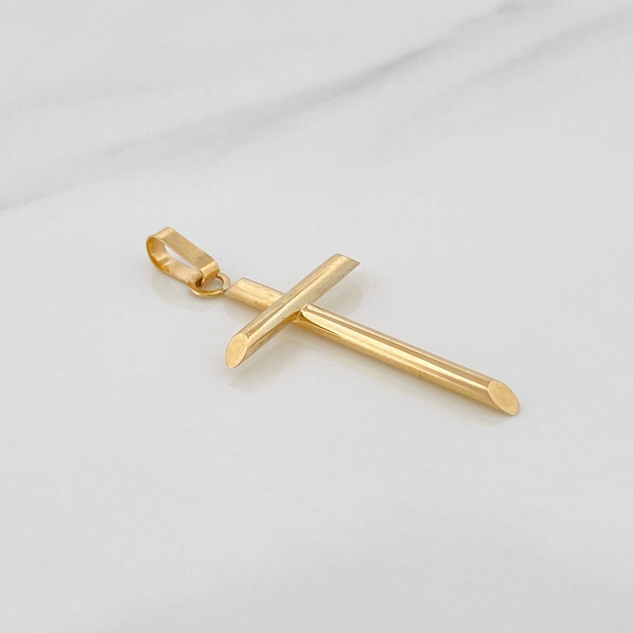 Dije Cruz Puntas Planas 1.3gr / 4cm / Oro Amarillo 18K &